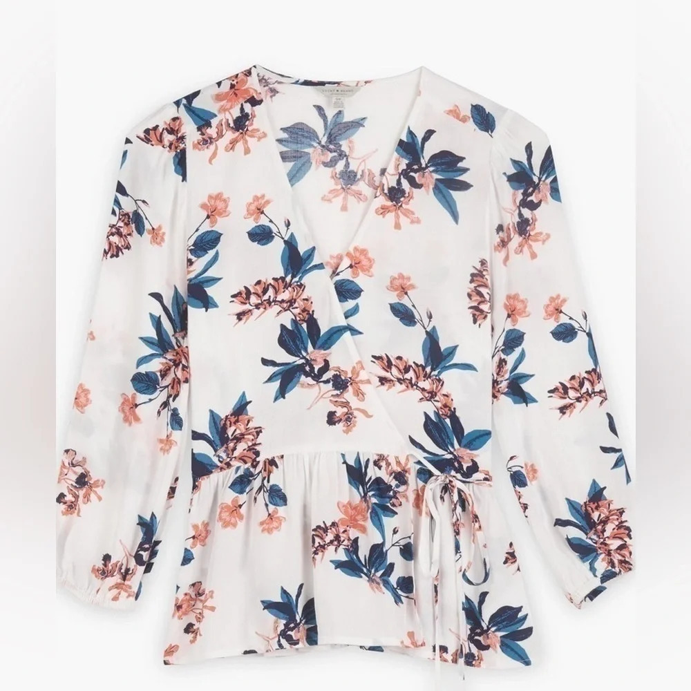 Lucky brand white Floral Printed Charlie Wrap Topsz xxl